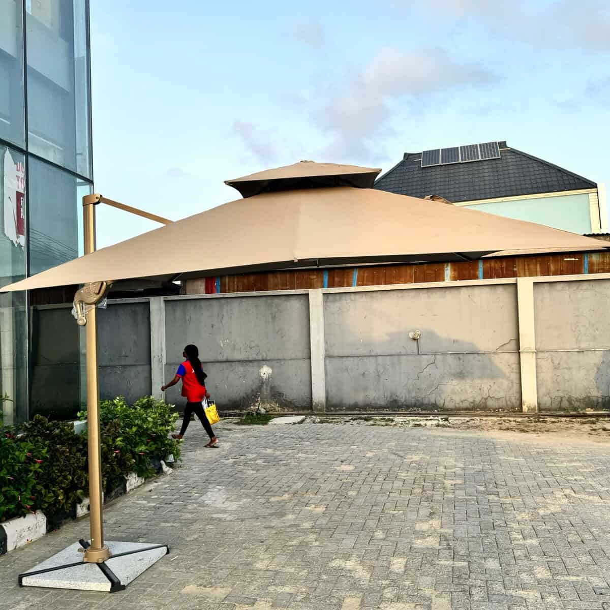 Sun, Style, and Serenity: The Allure of LED Parasols with Remote Control