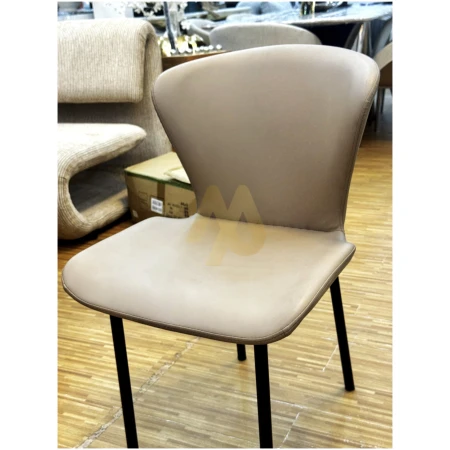 Modern Luxe Dining Chair